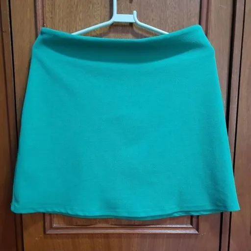mini saia verde