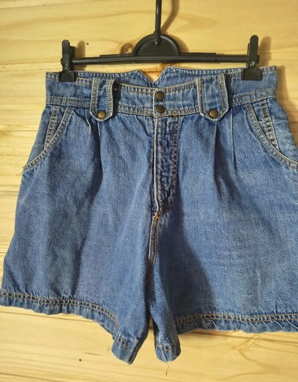 short mom jeans vintage
