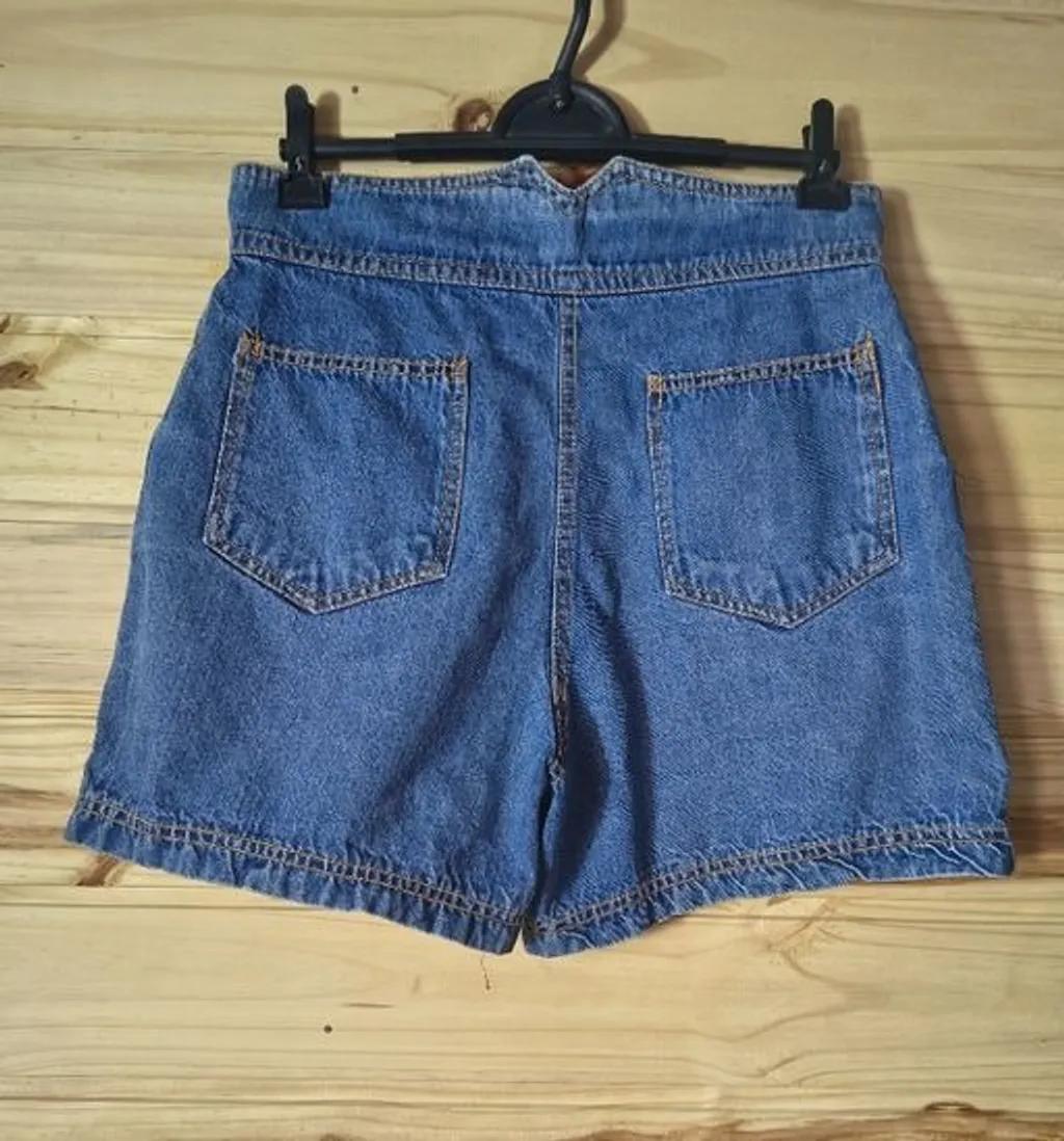 short mom jeans vintage