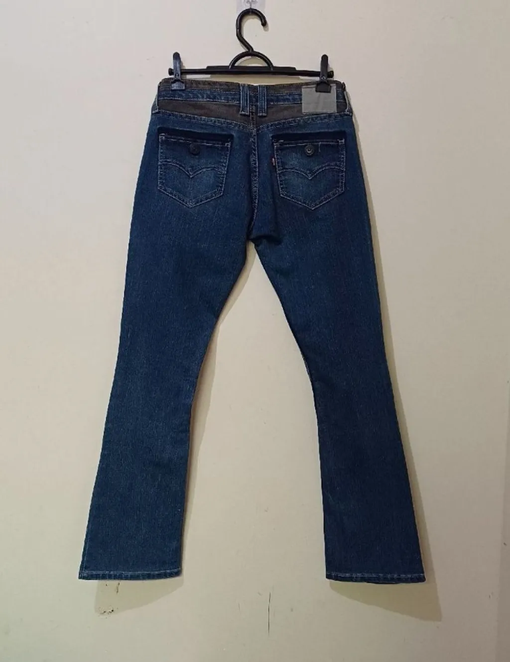 calça levis feminina anos 2000