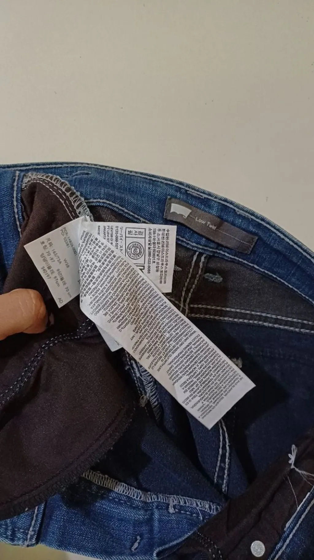 calça levis feminina anos 2000