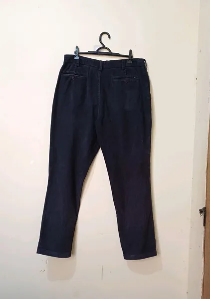 calça cotelê unissex