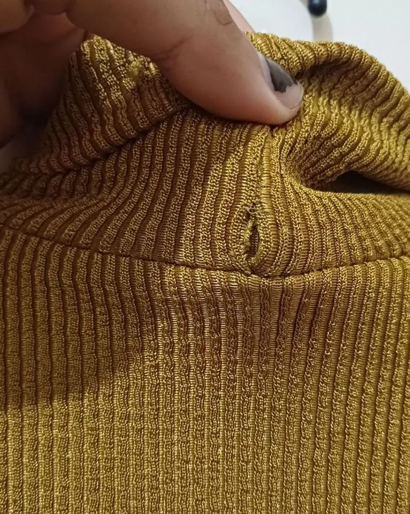 blusa gola alta cgc vintage