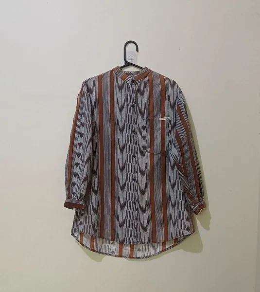 camisa social estampada