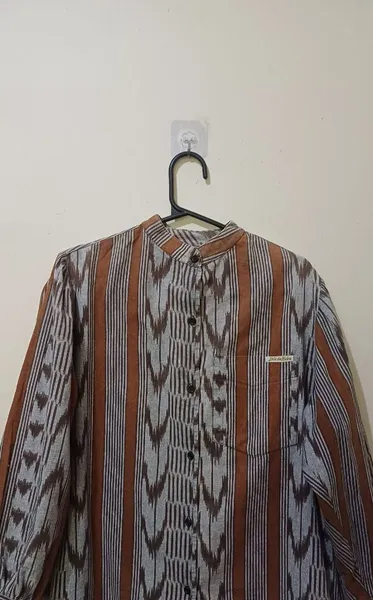 camisa social estampada