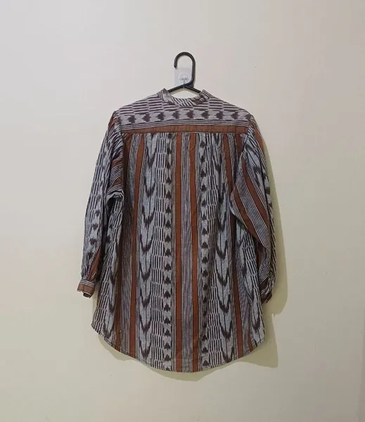 camisa social estampada