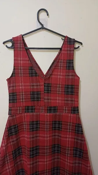 vestido xadrez feminino