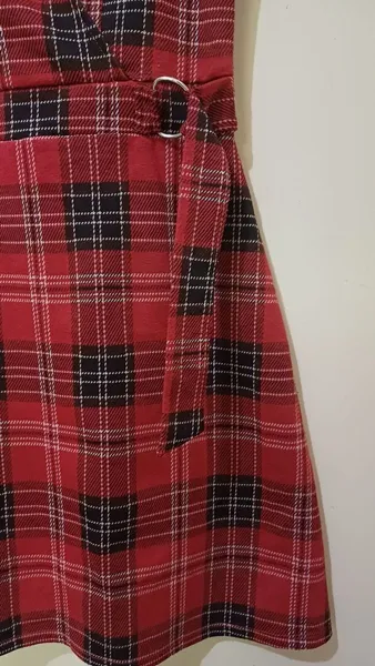 vestido xadrez feminino