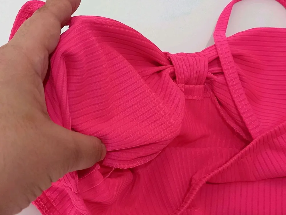 top pink em malha com bojo
