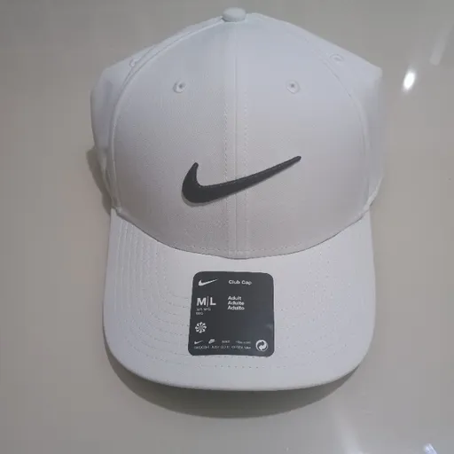 Boné Nike Novo