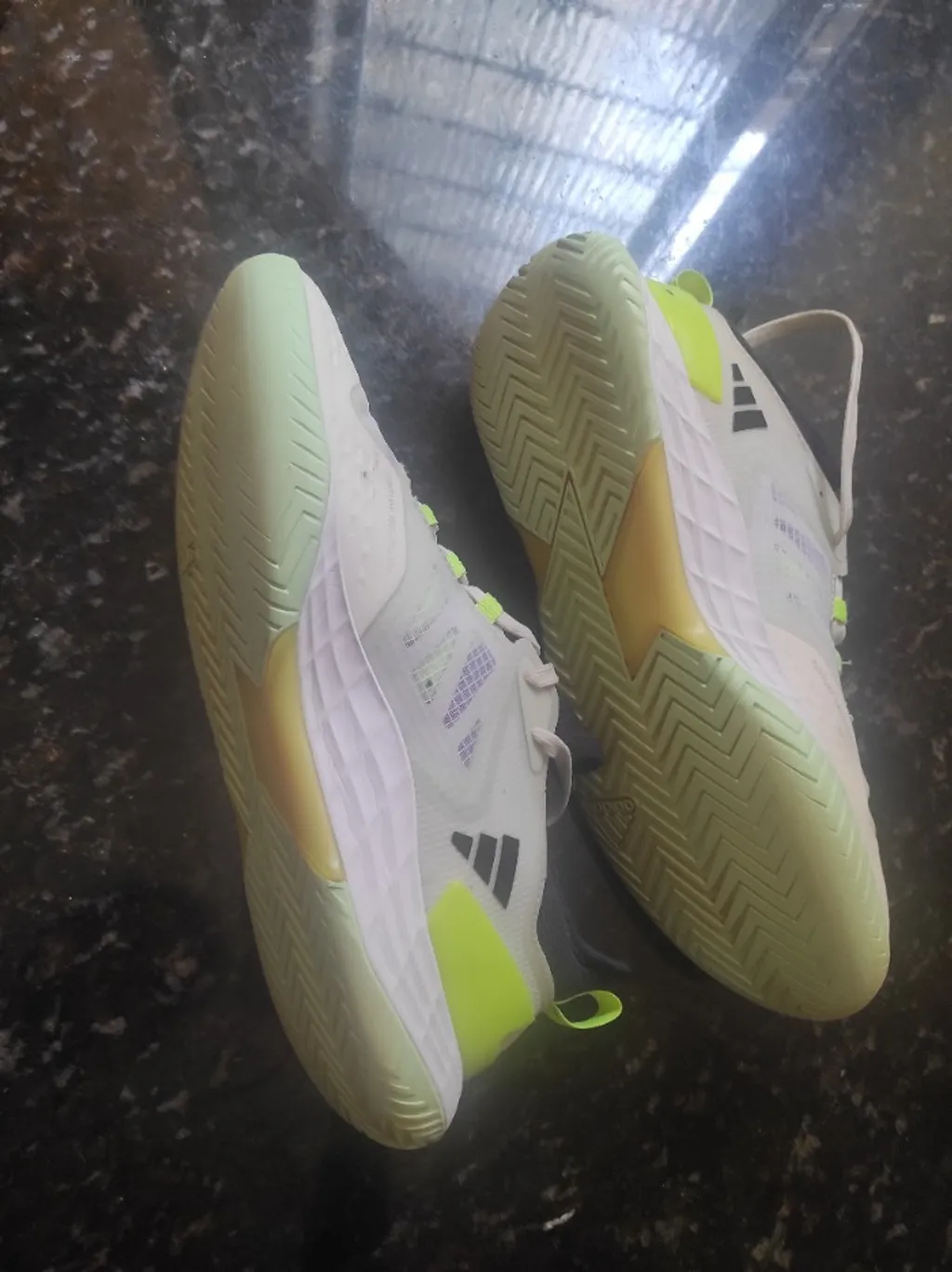 tênis Adidas adizero ubersonic 43