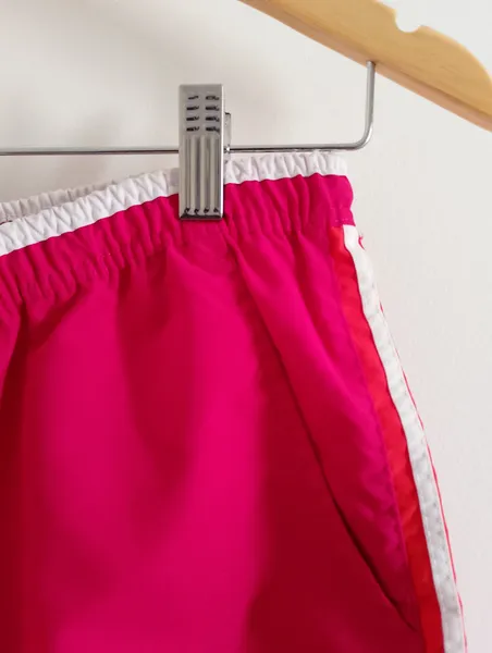 short feminino com bolso lateral nike