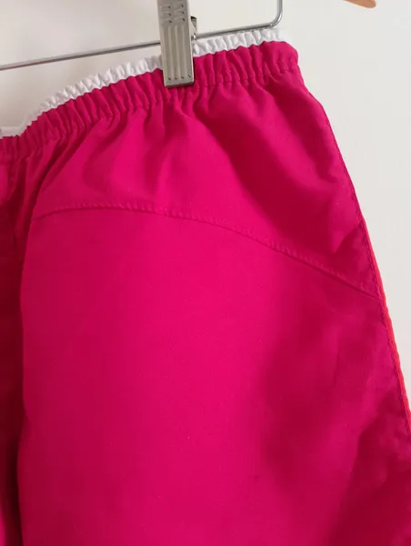 short feminino com bolso lateral nike