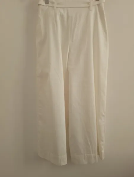 pantacourt aroeira-abe na cor off-white, tamanho m nova