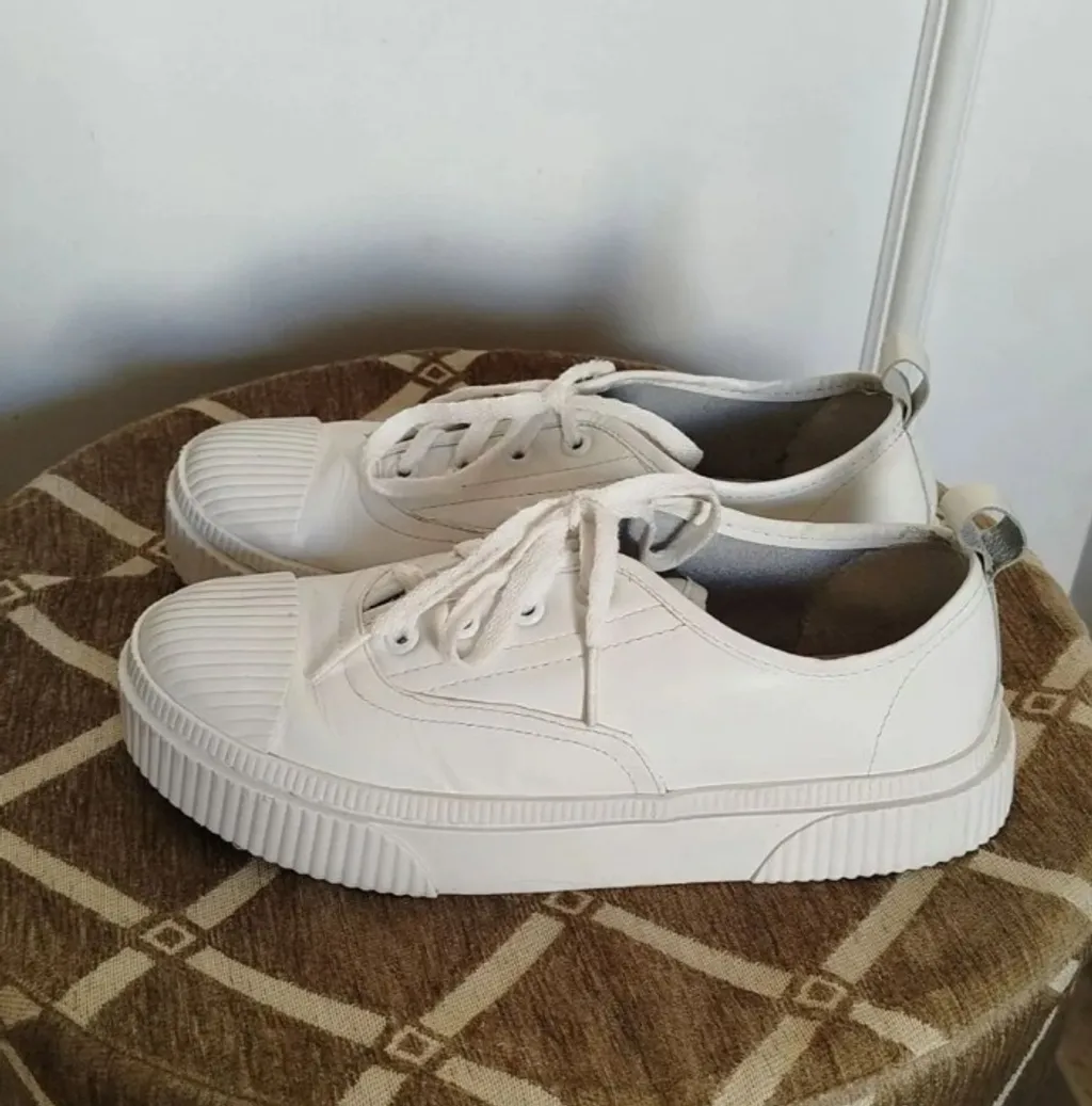 Tênis Arezzo couro branco