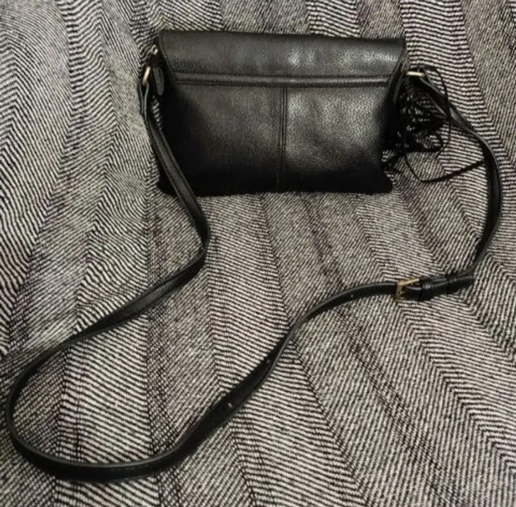 Bolsa Renner preta boho