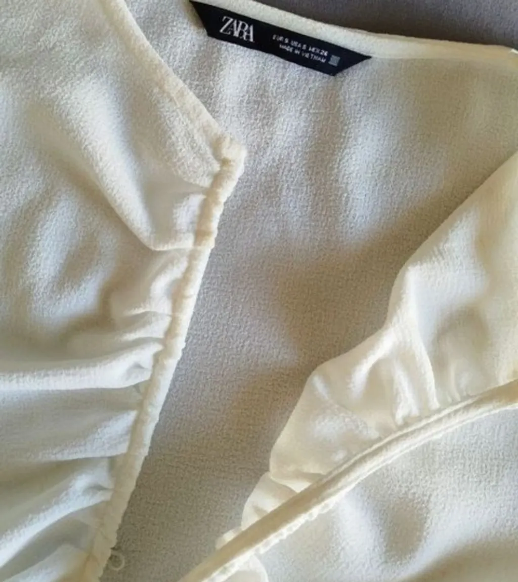 Blusa Zara branca