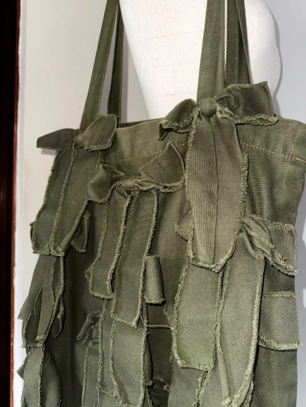 bolsa em sarja verde laços