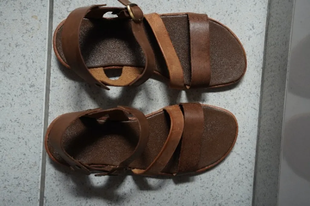 Sandalia papete de couro legitimo