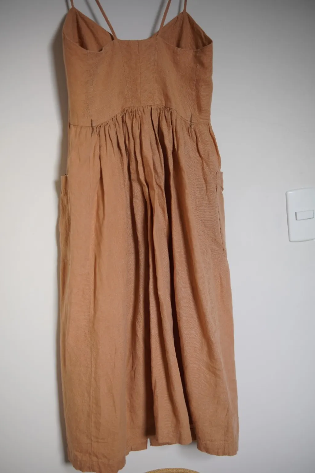 vestido de alça de linho puro