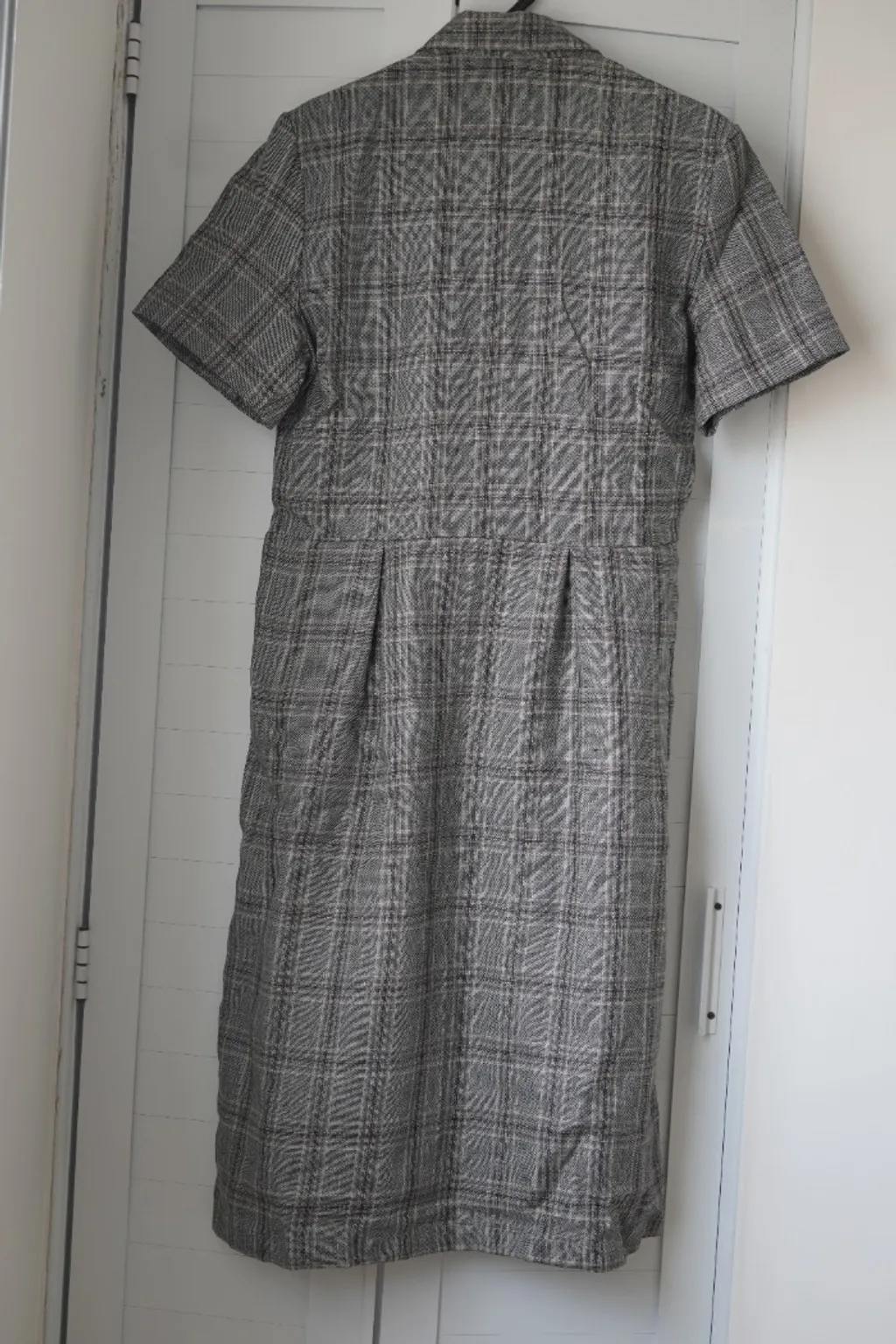 vestido chemise de linho puro xadrez com cinto de couro