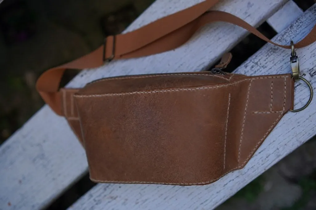 bolsa pochete transversal de cintura de couro legitimo