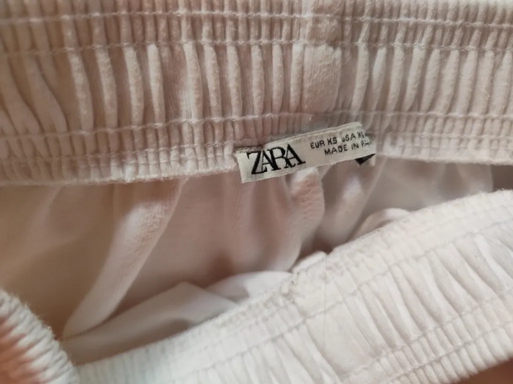 short zara moletom branco