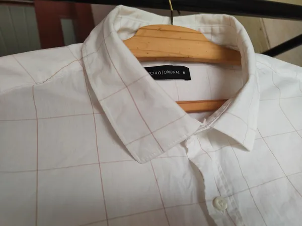 camisa branca cropped oversized