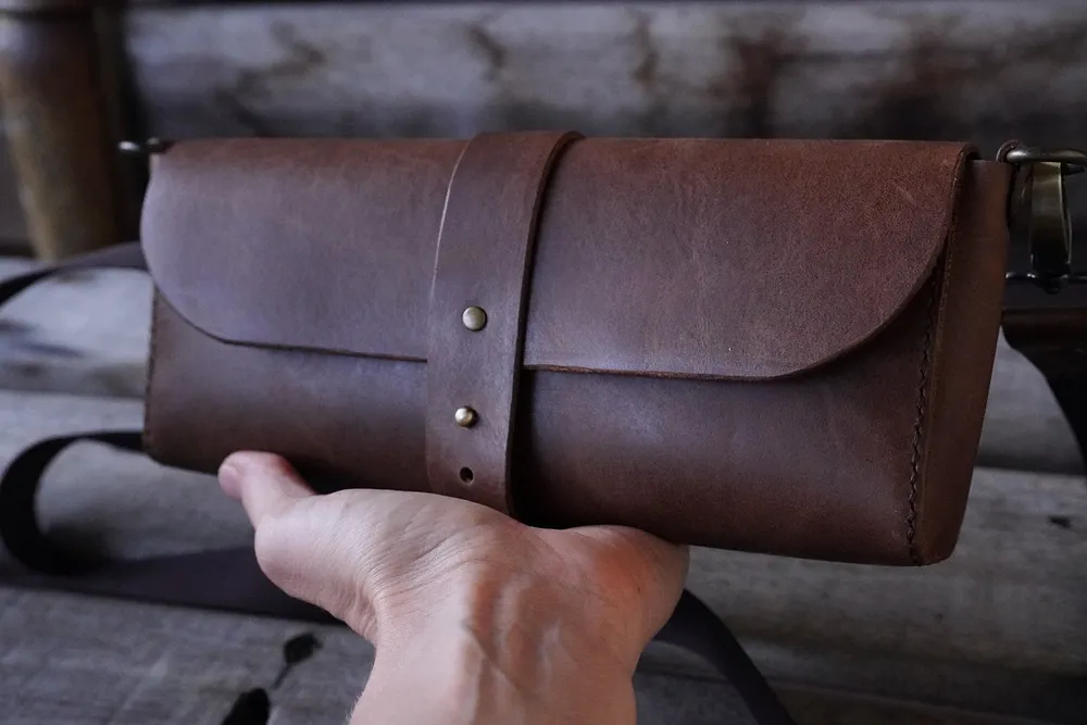 Conjunto Bolsa Transversal de Couro Legítimo com Cinto