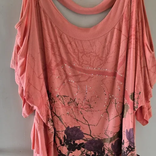 Blusa com estampa florida