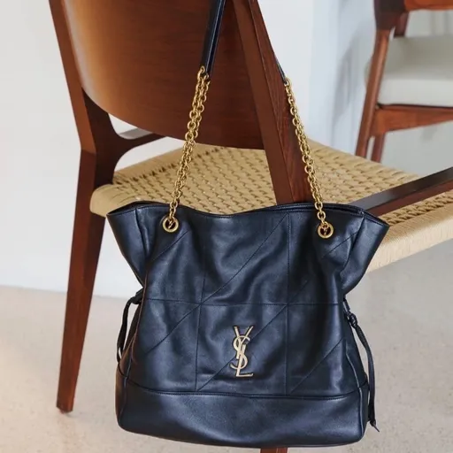 Bolsa Ysl em couro de ombro