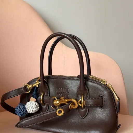 bolsa de ombro com alca maior em couro - MIUMIU