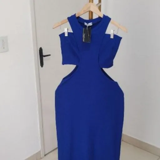 lindíssimo vestido longo com croped