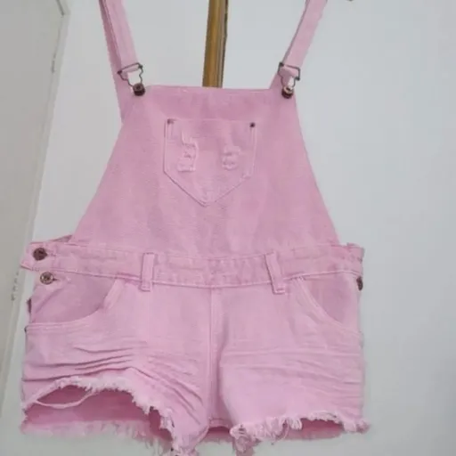 jardineira marca  SIX Brothers