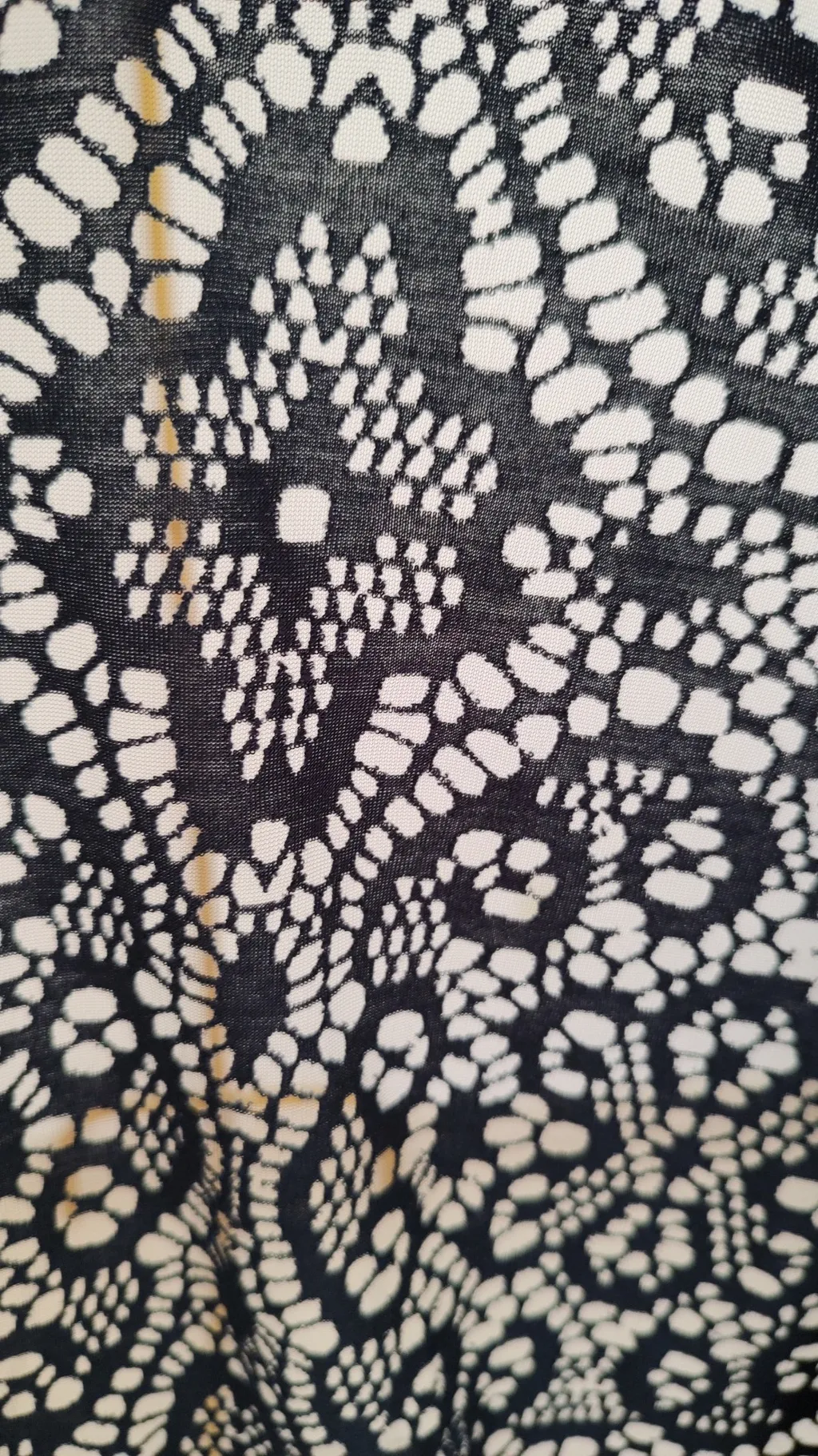 sobre tudo em renda e franjas