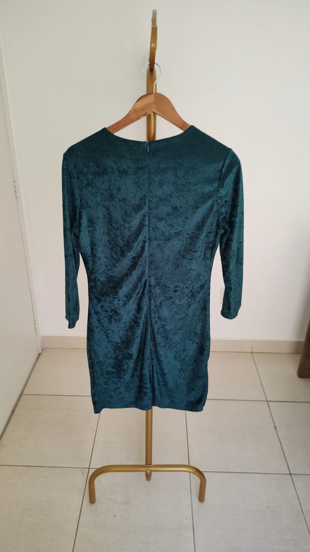 vestido curto lança perfume