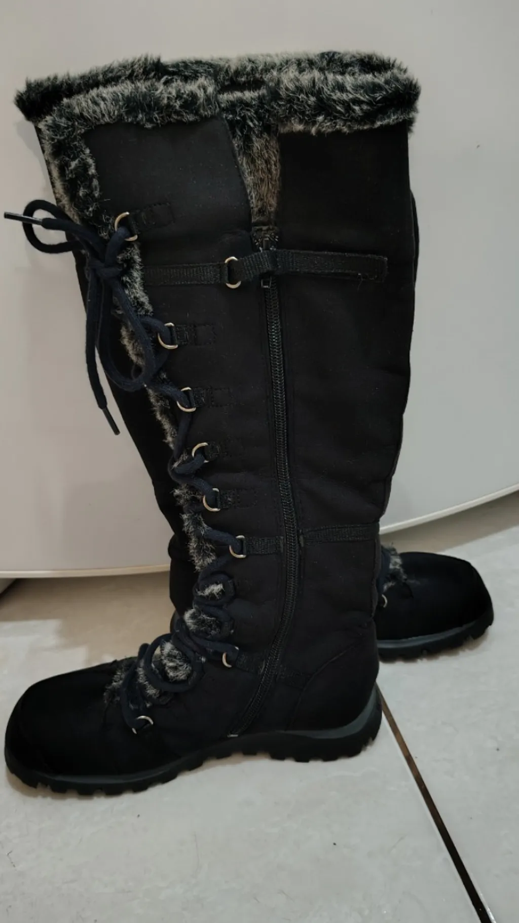 Bota de neve Skechers