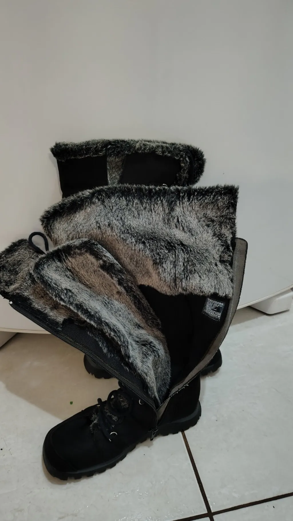 Bota de neve Skechers