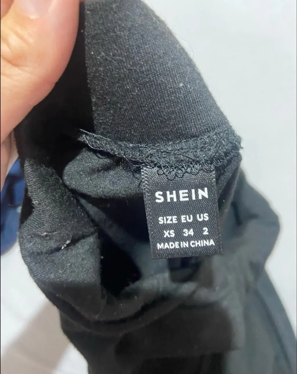 calça pantalona preta