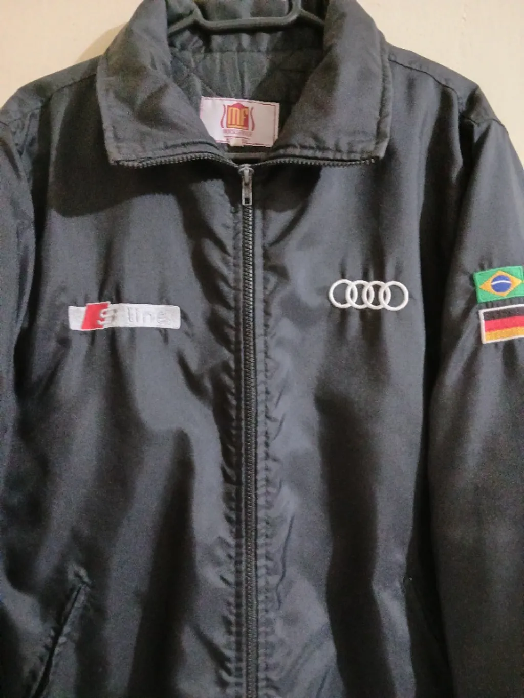 Jaqueta automotiva Audi