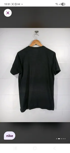 camiseta nike the nike tee preta