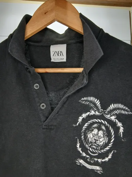 camisa polo zara preta tamanho p