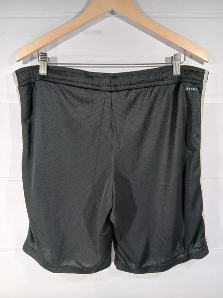 short adidas aeroready preto m