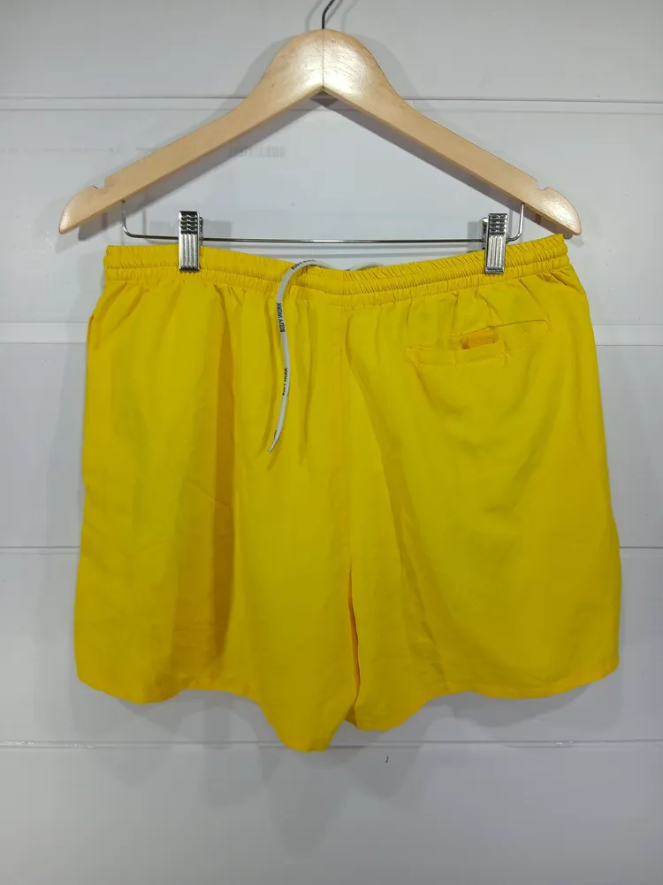 short body work  tamanho m