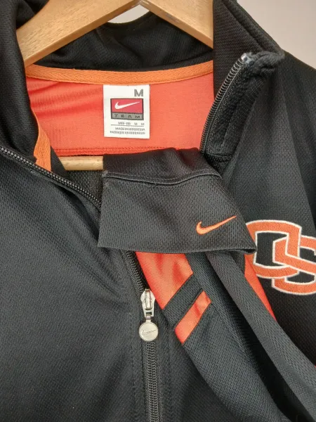 jaqueta nike unissex preta e laranja tamanho m