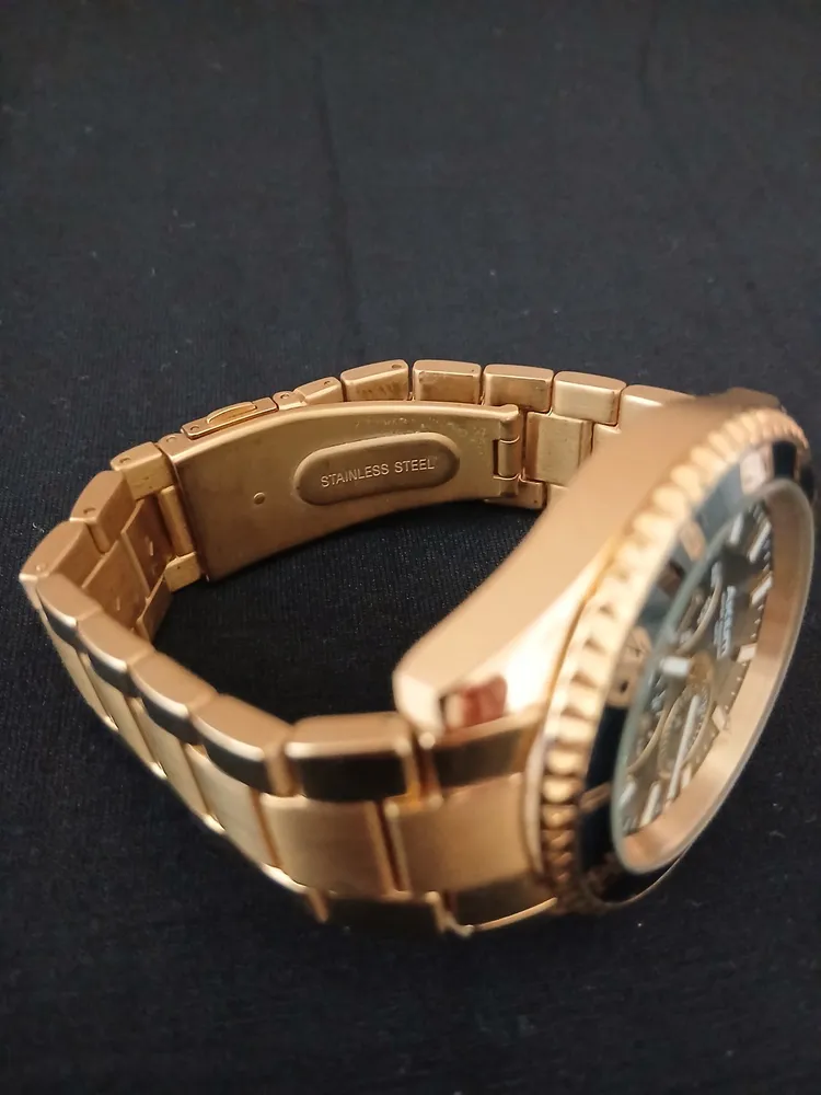 relógio masculino akium vivara dourado