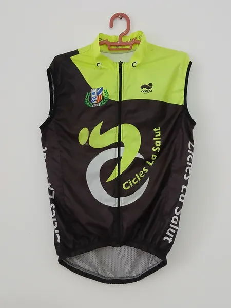 colete ciclismo corta vento ocaña cicles la salut m