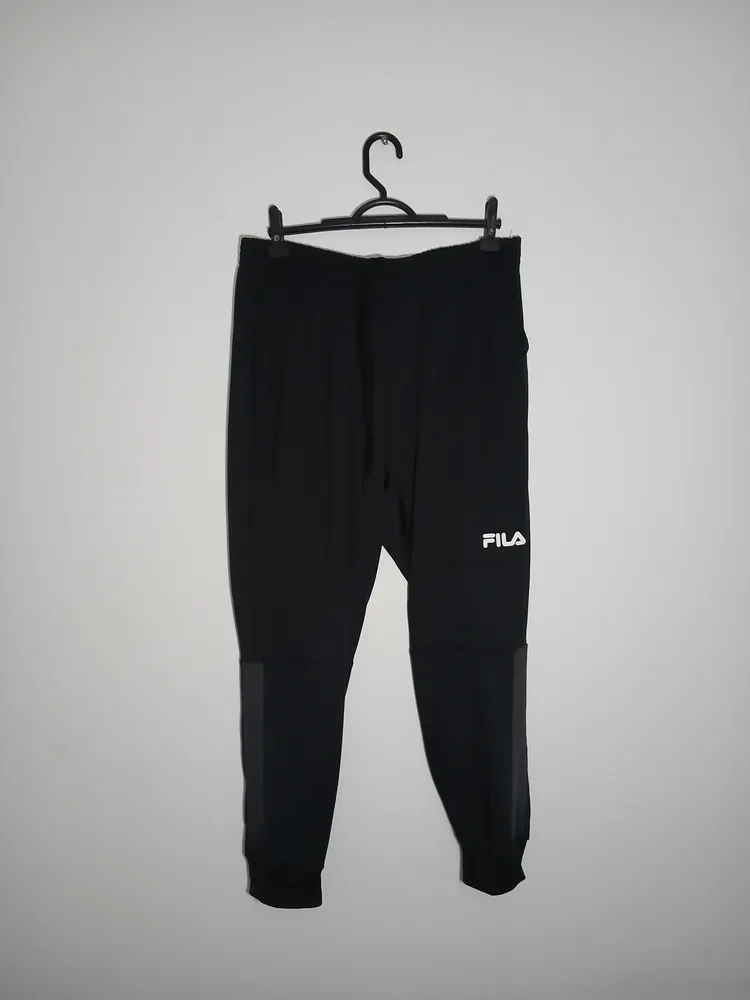 calça jogger fila esportiva preta g