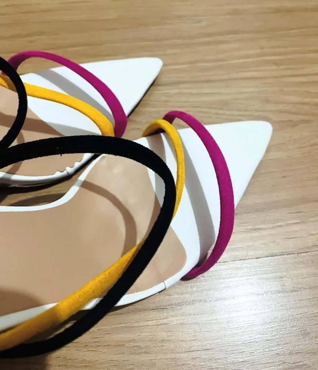 Tamanco Torricella bico folha