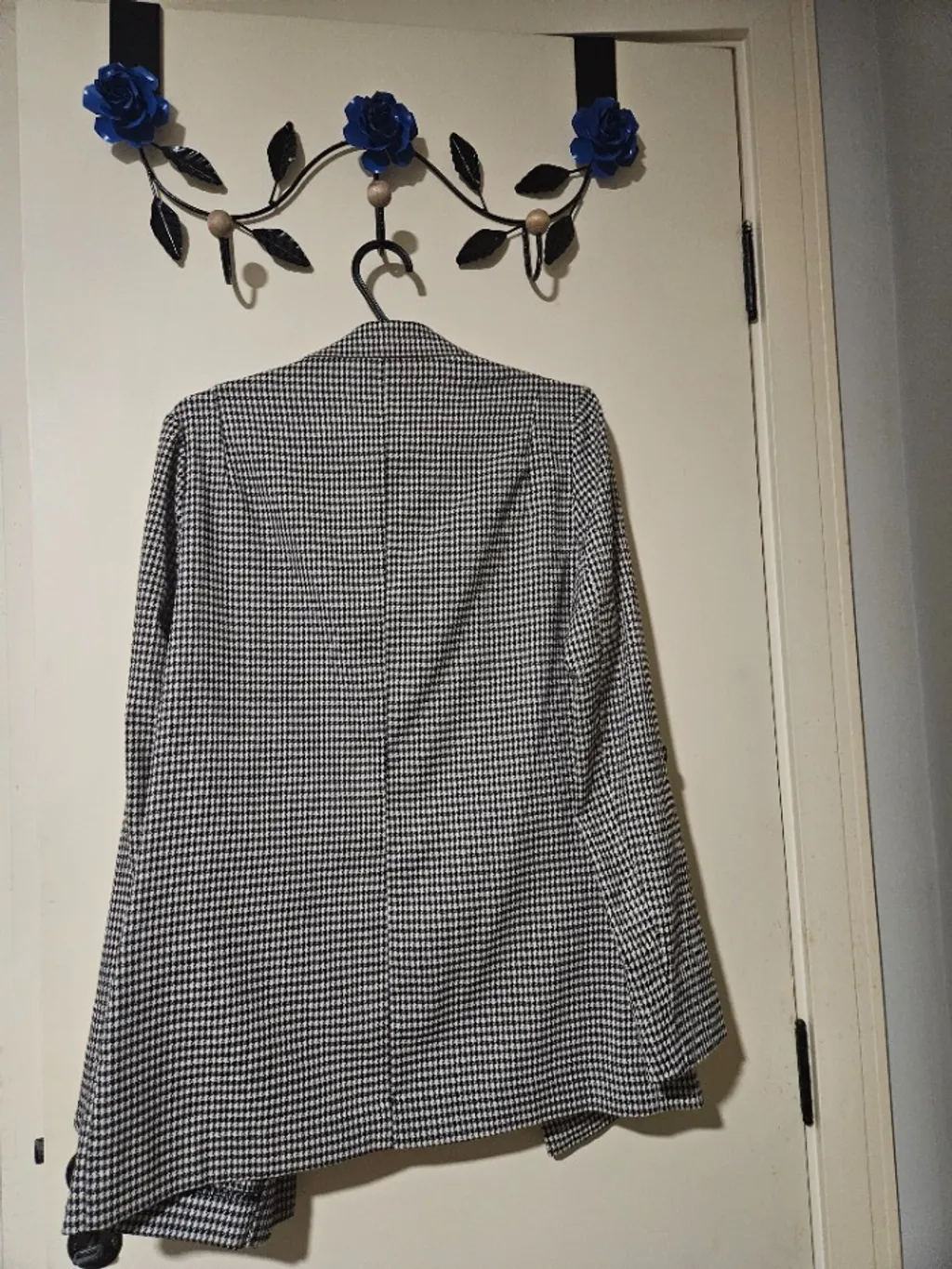 blazer pied de poule preto e branco